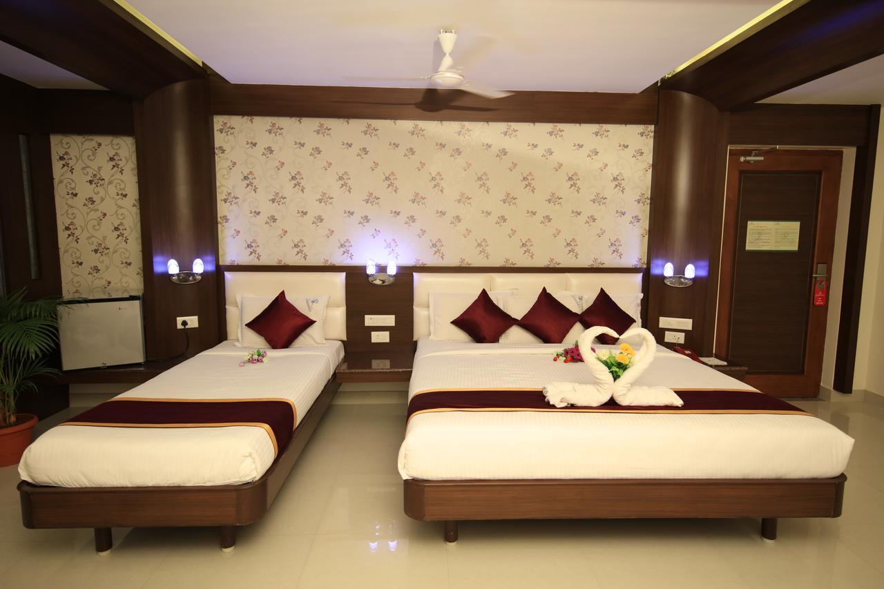 Kr Residency Otel Kānādukāttān Oda fotoğraf